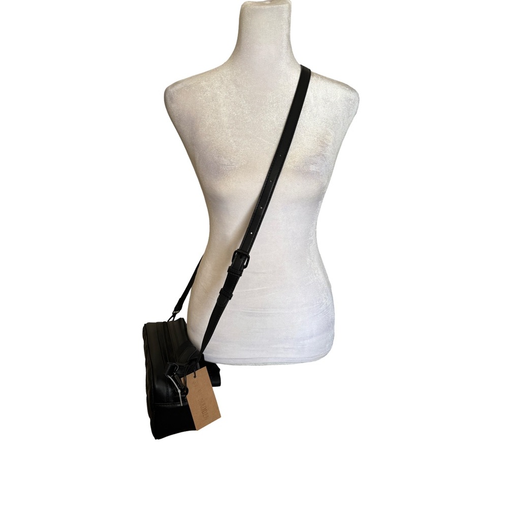 Steve Madden Bwallie Boho Quilted Black Crossbody Bag - Picture 3 of 8